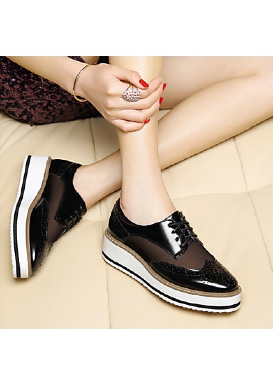 Women's Shoes Patent Leather Wedge Heel Creepers Flats Office & Career/Party & Evening/Athletic/Dress/Casual Black/White