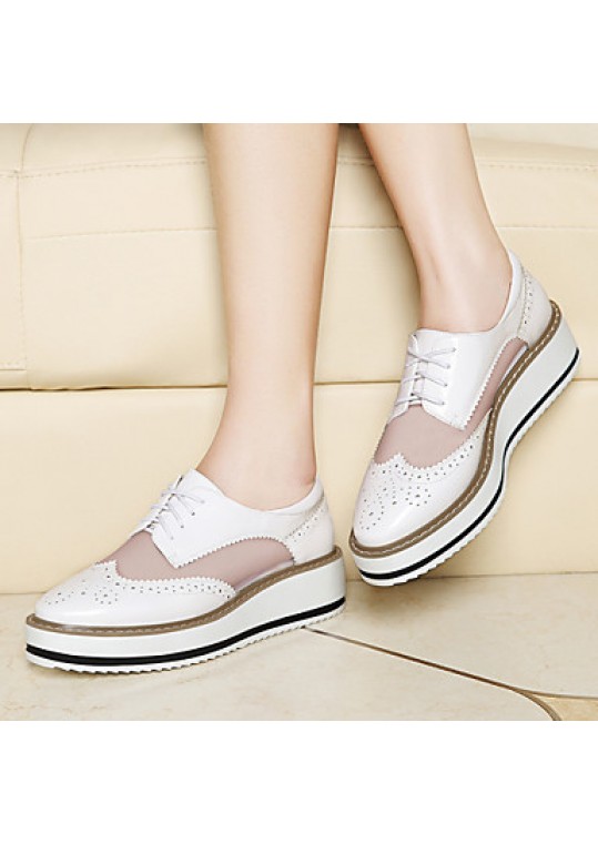 Women's Shoes Patent Leather Wedge Heel Creepers Flats Office & Career/Party & Evening/Athletic/Dress/Casual Black/White