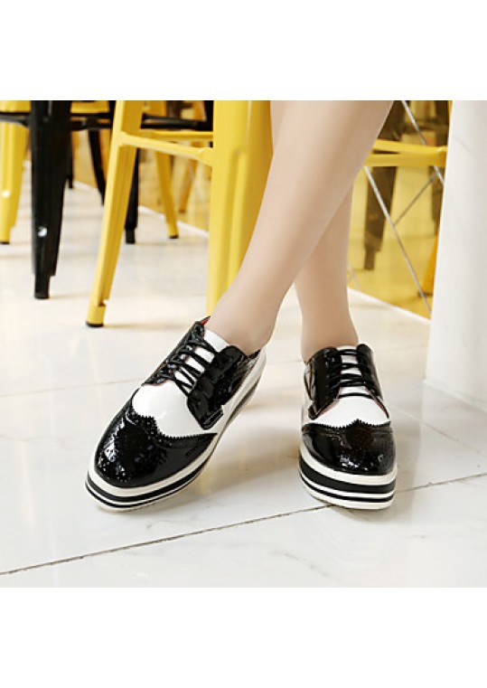 Women's Shoes Patent Leather Platform Platform / Round Toe Loafers Outdoor / Casual Black / Red